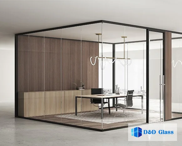 frameless kaca tempered partisi
